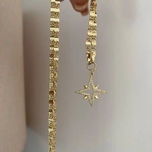 Collar Laura Pole
